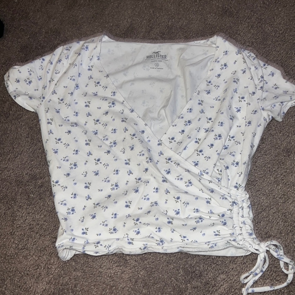 Hollister Floral Print Cross Tee